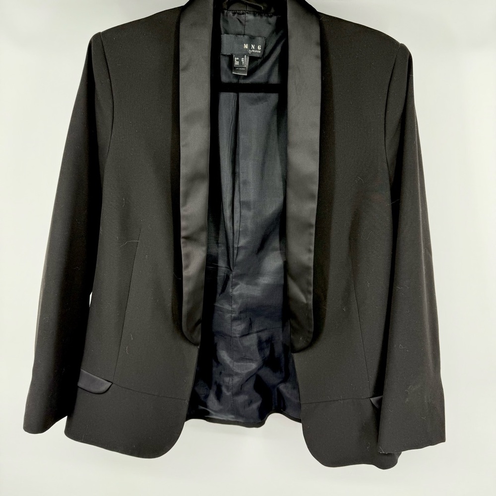 Mango Classic Black Tuxedo Blazer Women’s Size 8